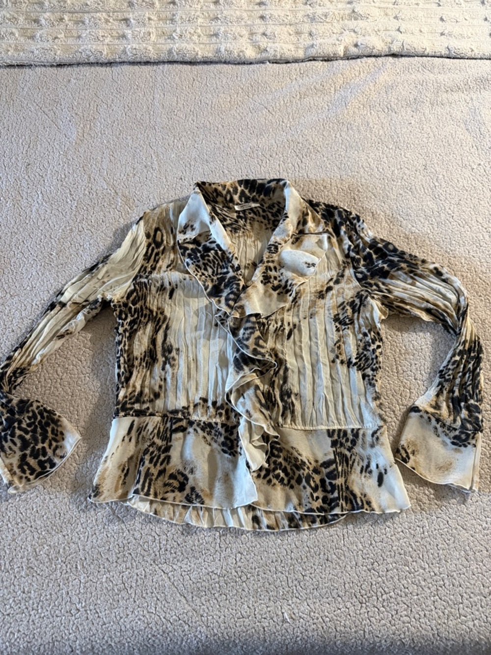 Leopard Print Ruffle Front Blouse - Cream/Black Fairy Size Medium